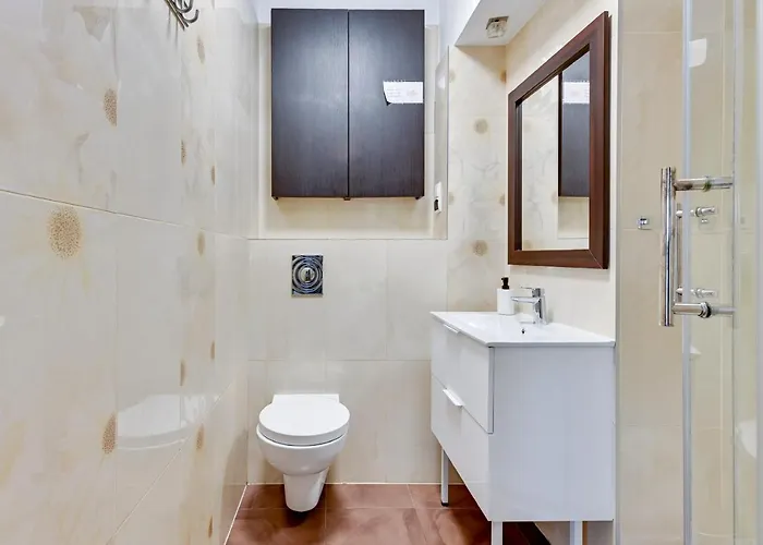 Grand - For 7 People In Lägenhet