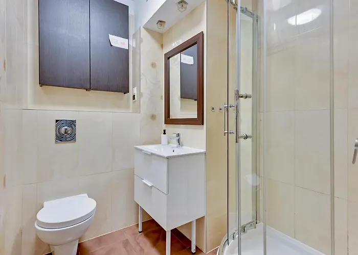 Grand - For 7 People In *